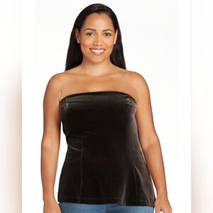 Sofia Vergara - Black Velvet Strapless Top